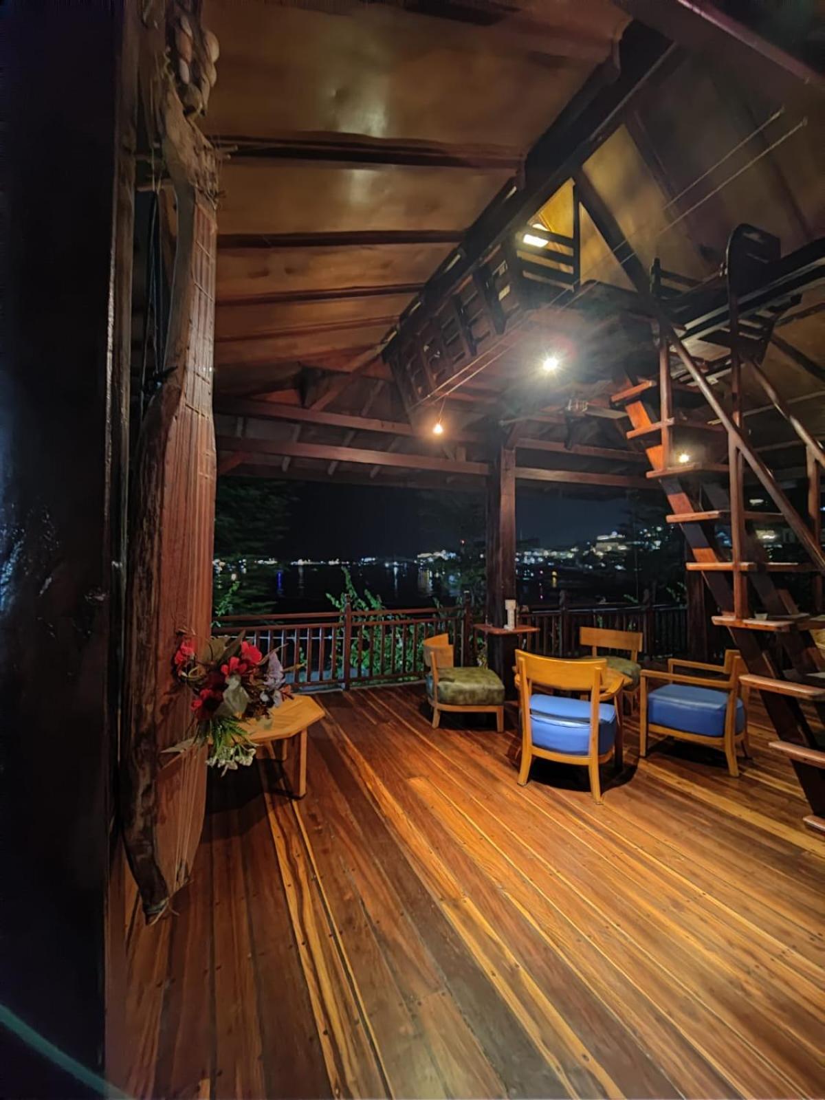 Cool Breeze Authentic Hotel Labuan Bajo Komodo Exterior foto